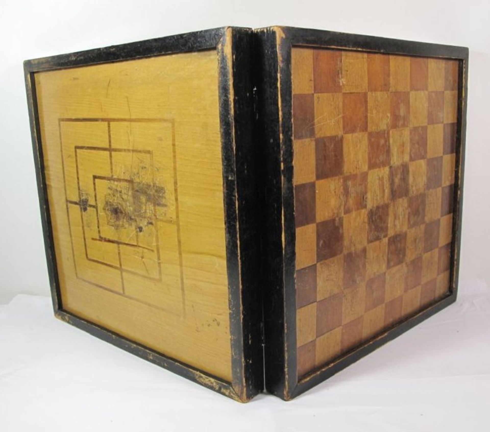 Spielekasten, älter, Schach mit Figuren, Backgammon und Mühle, Figuren ca. H-6,5cm - Bild 3 aus 3