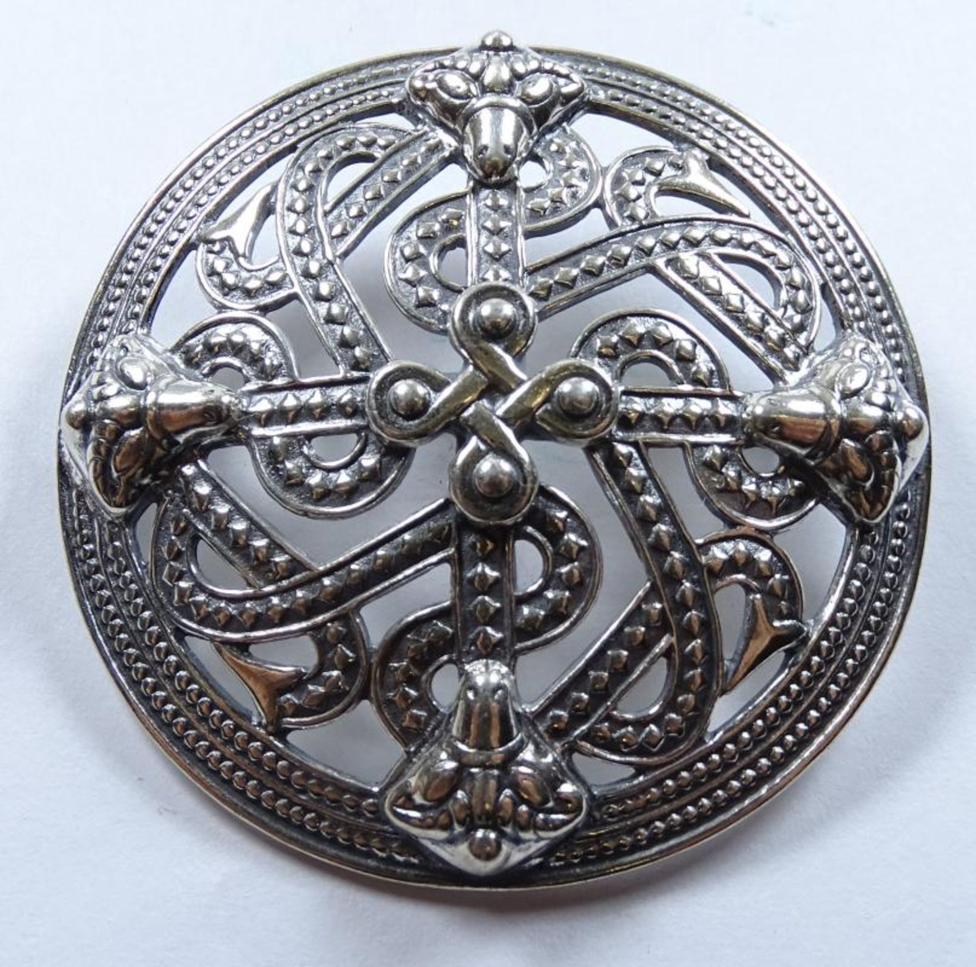 Brosche,Silber -925- made in Finland KK 18 gestempelt,wohl "Kupitaan Kulta" ,d-47,7mm, 20,1gr.