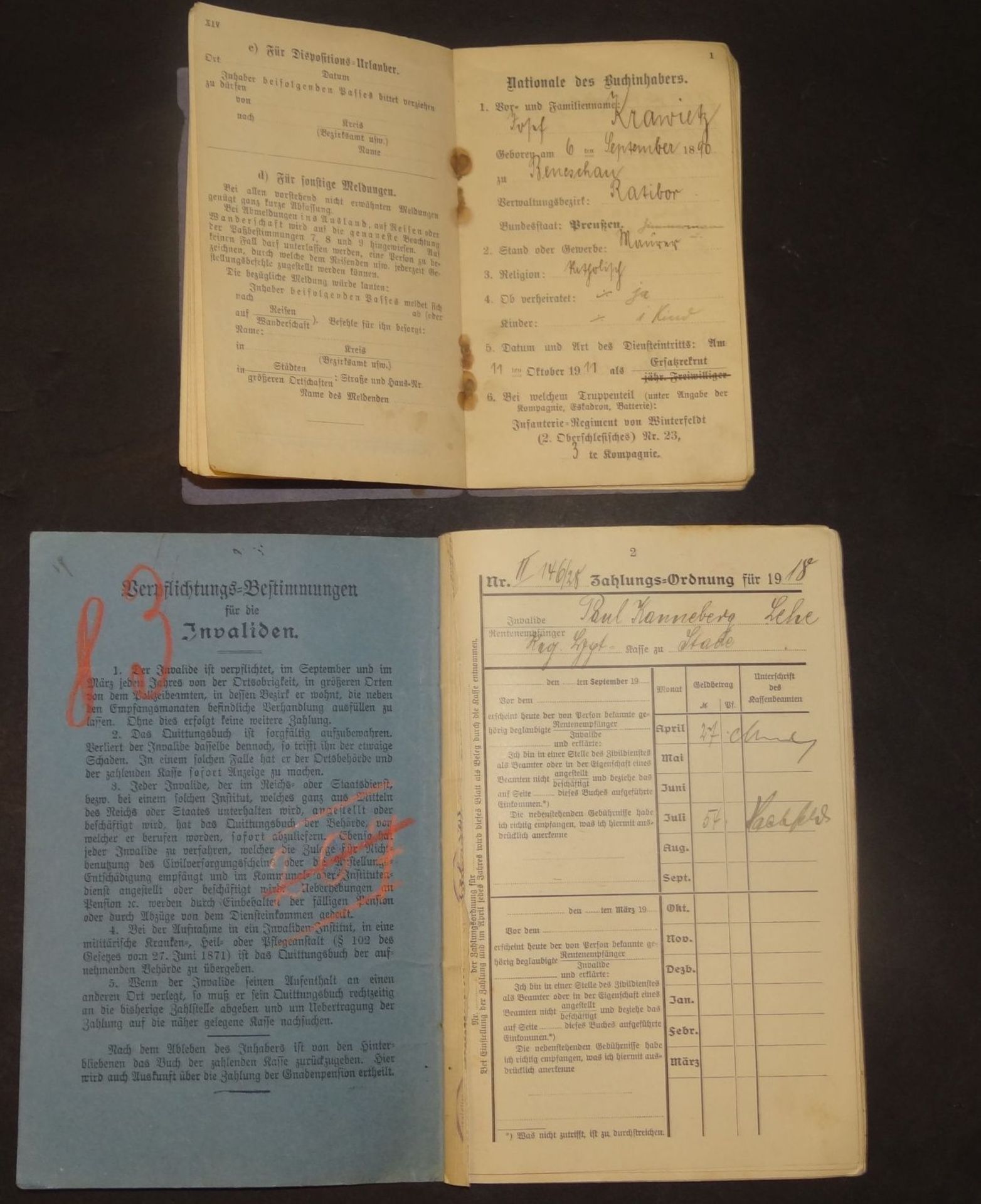Militär-Pass (Jg 1911) und Quittungsbuch eines Feldwebels, beide mit vielen Einträg - Bild 4 aus 10