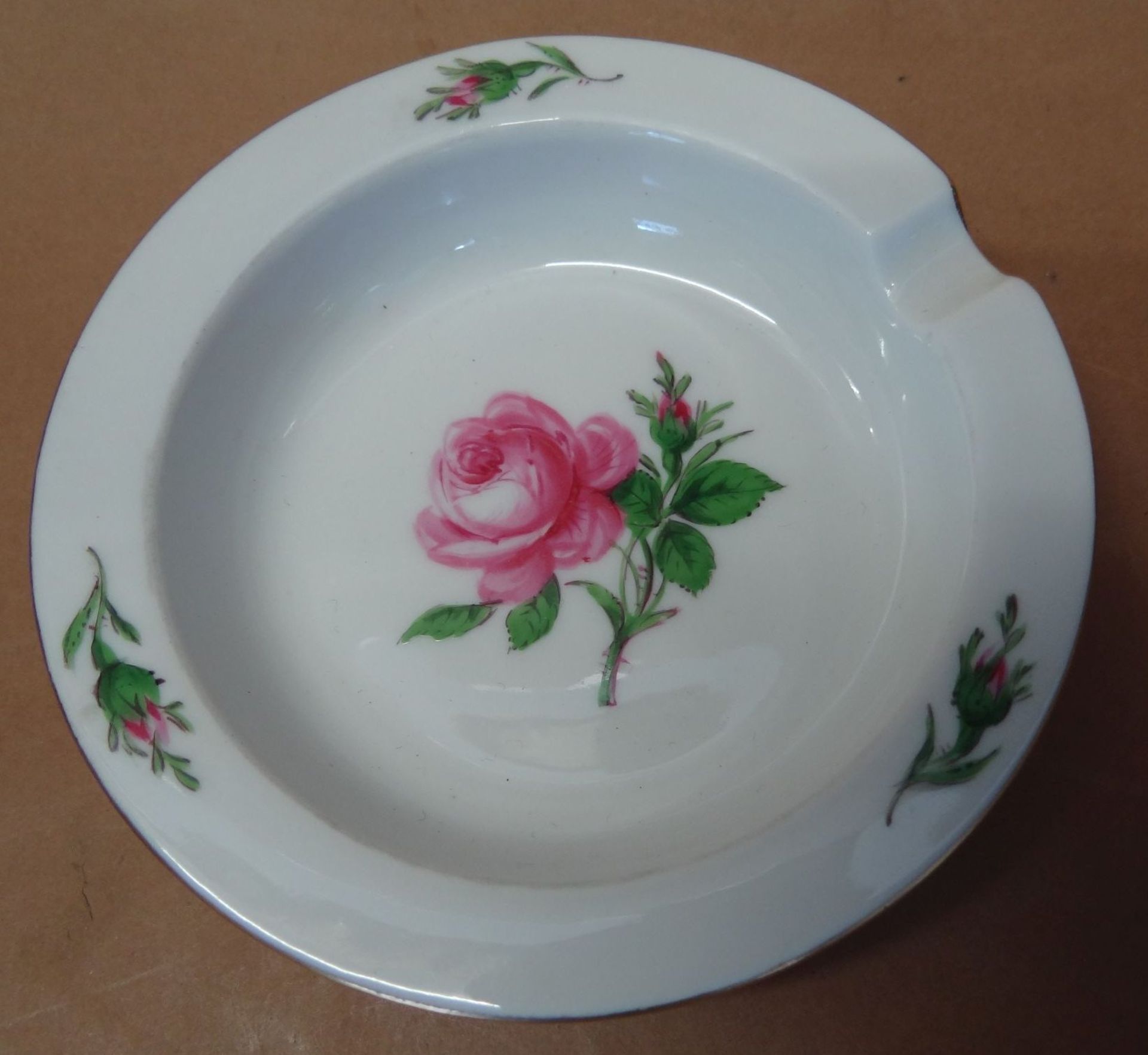 kl. Ascher "Meissen" rote Rose, 1.Wahl, D-9,5 cm - Bild 2 aus 3