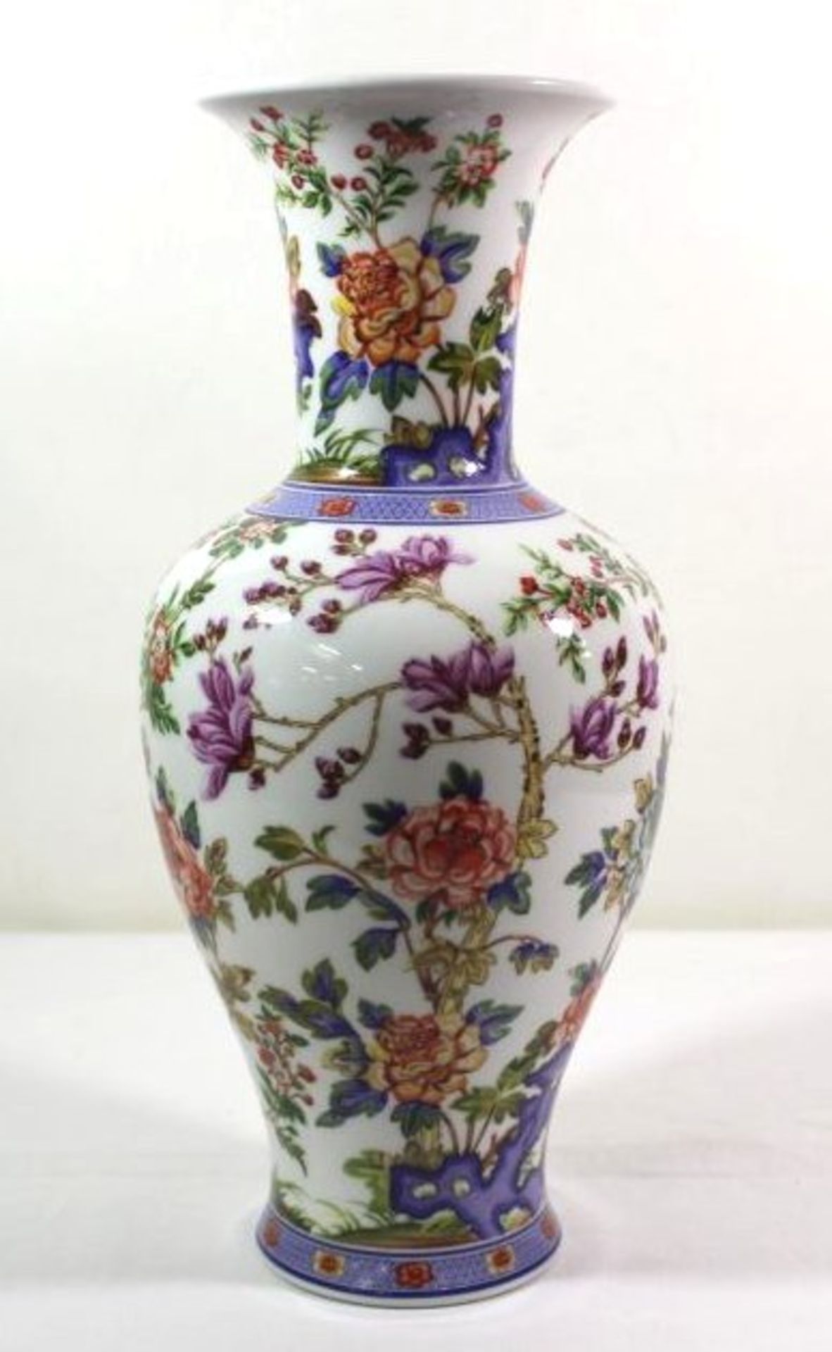 hohe Vase, Krautheim, ca. 30er Jahre, aufwendiges florales Dekor , H-36cm.