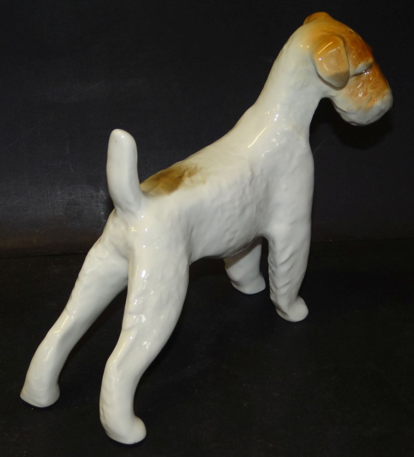 stehender Hund "Lomonossow" St. Petersburg, bemalt, H-17 cm, L-19 cm - Bild 3 aus 5