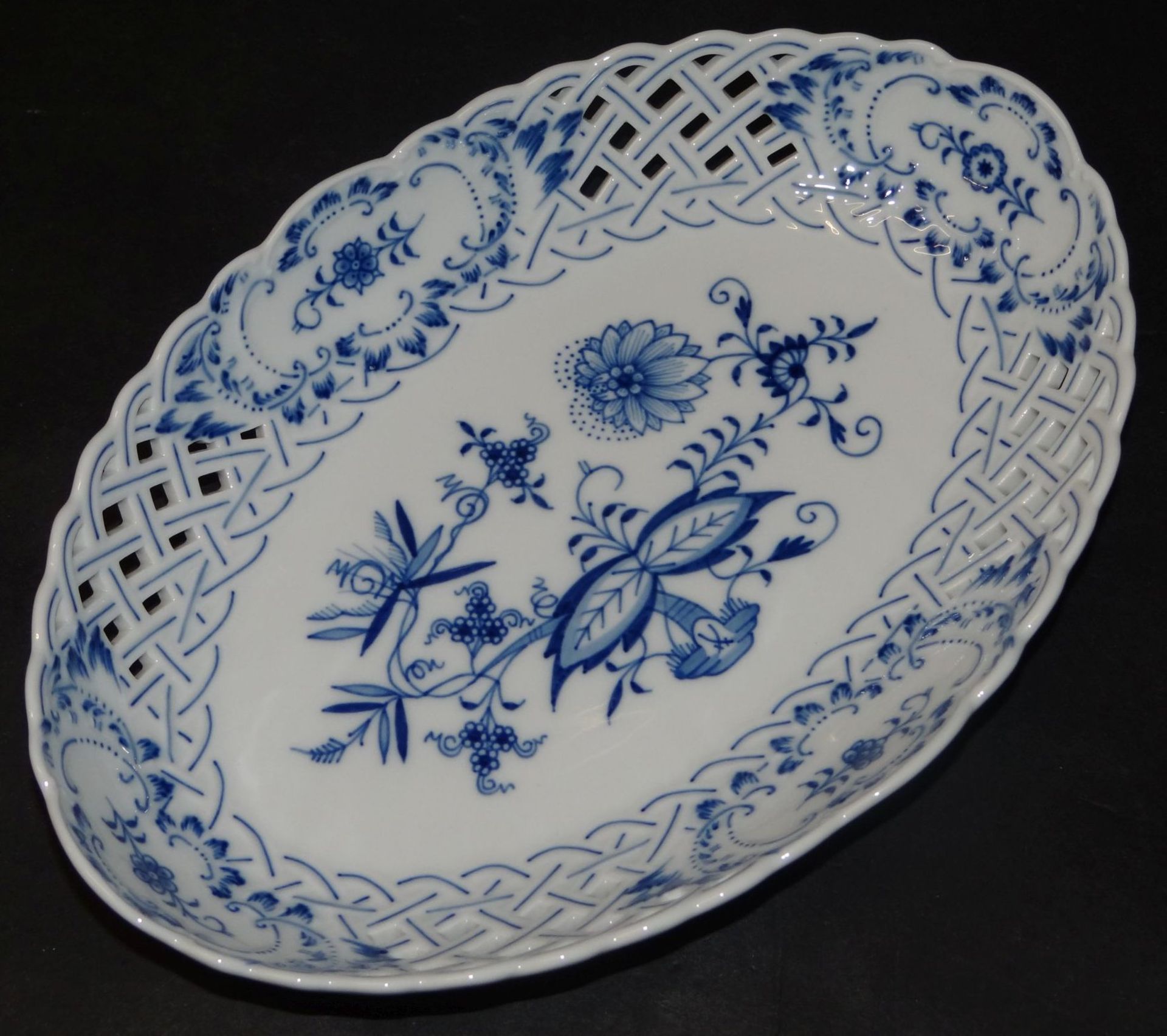 ovale Schale "Meissen" Zwiebelmuster, 1.Wahl, 25x17 cm - Bild 3 aus 6