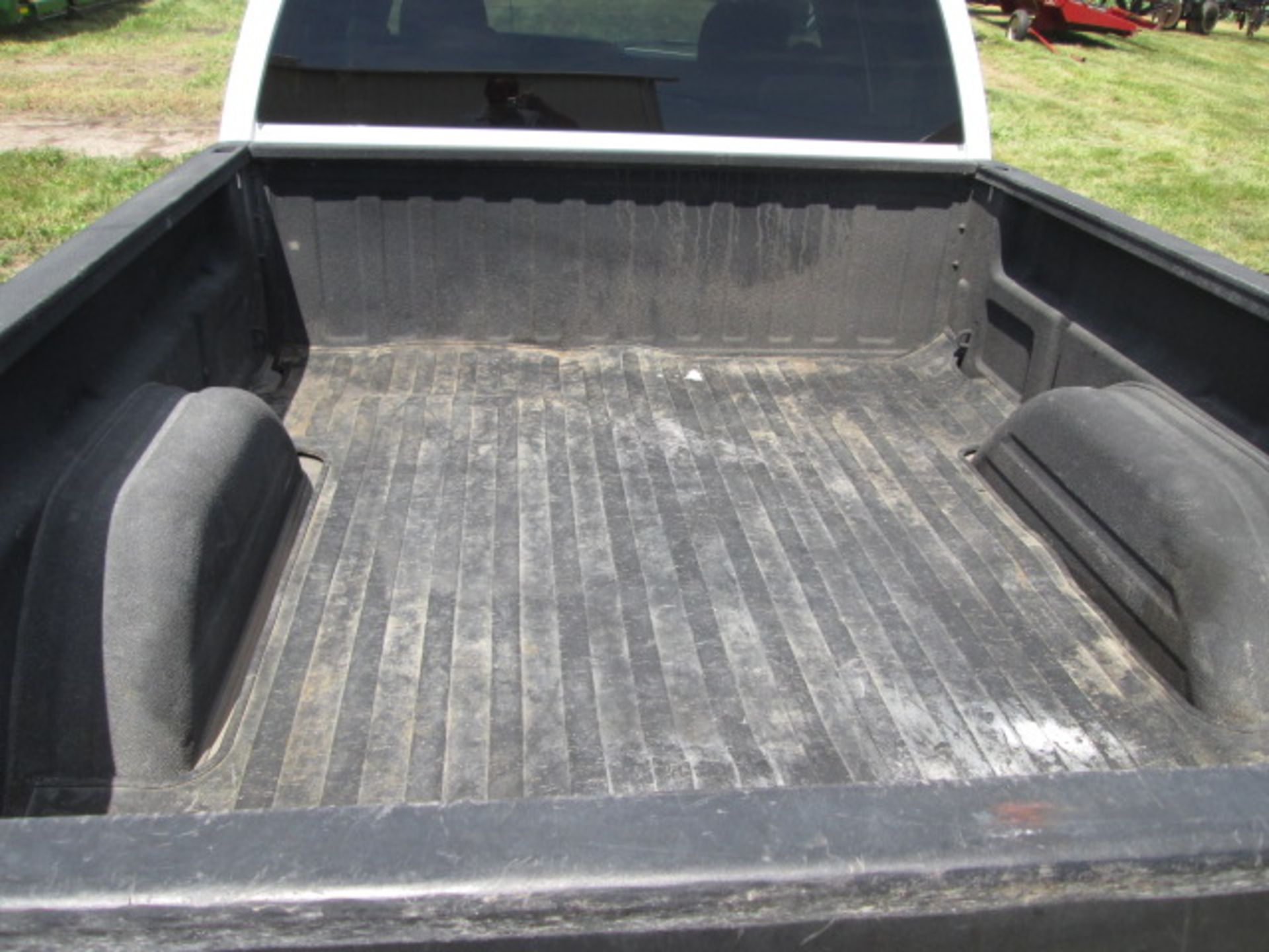 2003 Chevrolet 2500 HD Diesel - Image 5 of 10