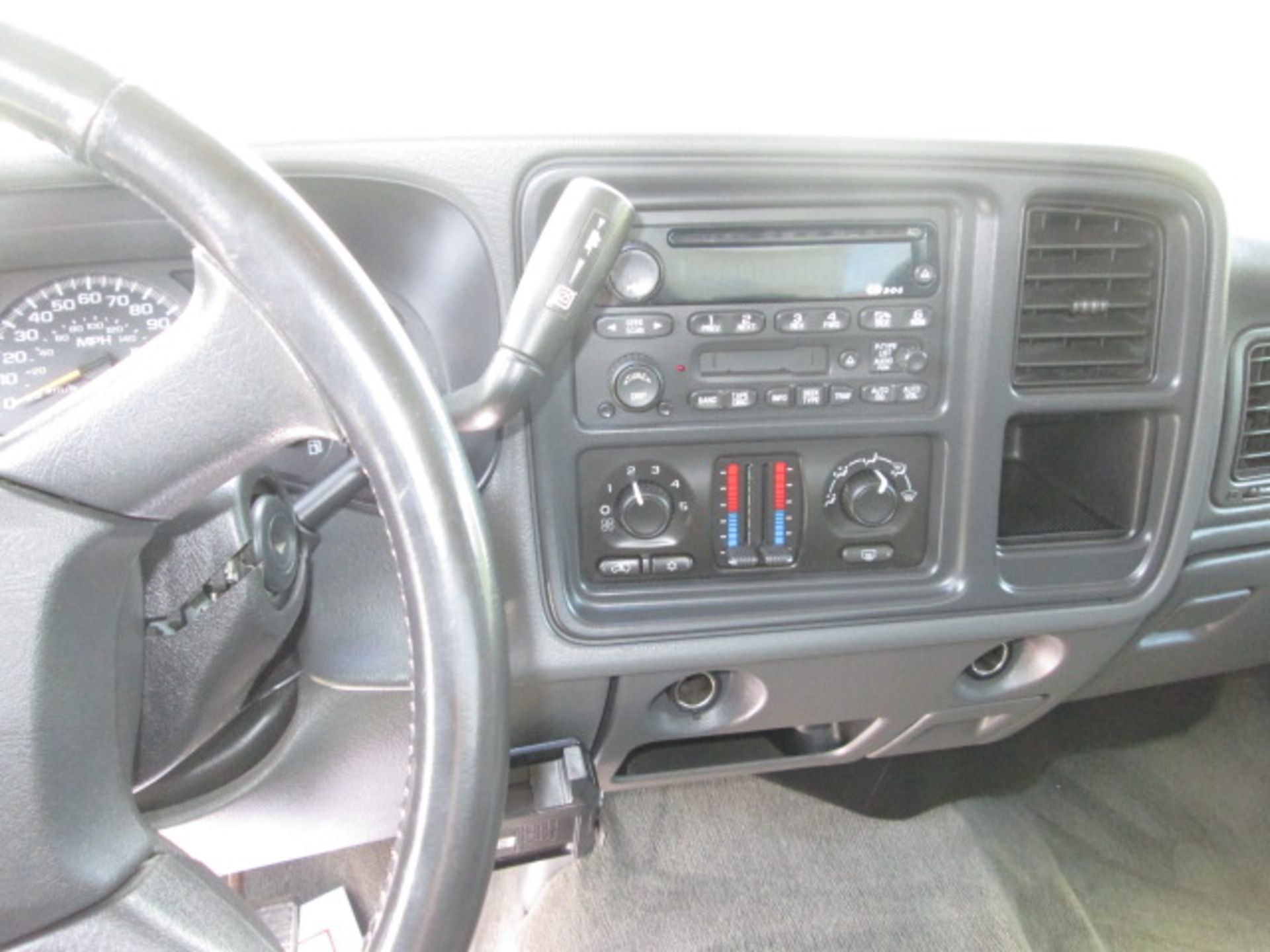 2003 Chevrolet 2500 HD Diesel - Image 7 of 10