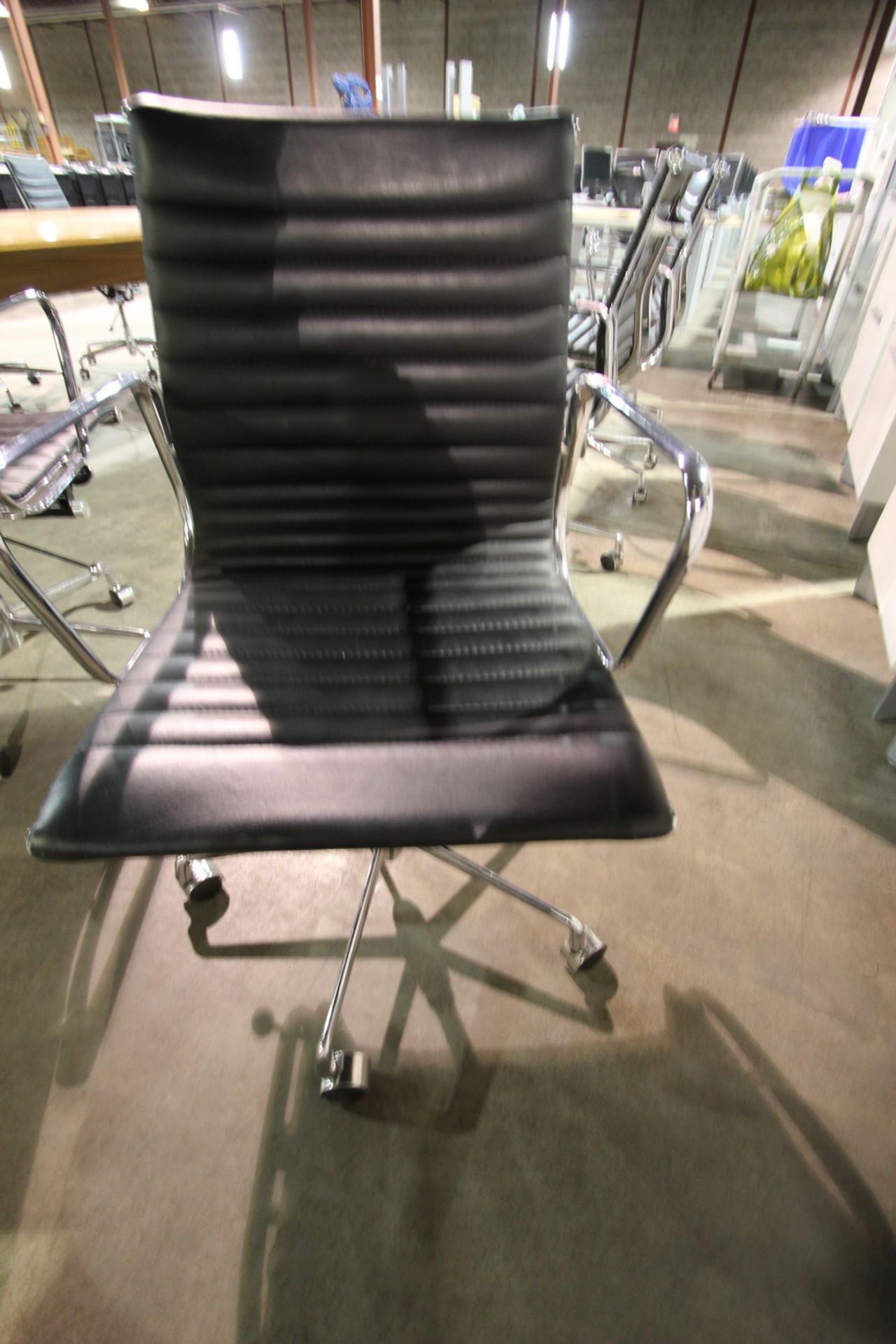 HERMAN MILLER EAMES BLACK LEATHER RIBBED OFFICE CHAIR
