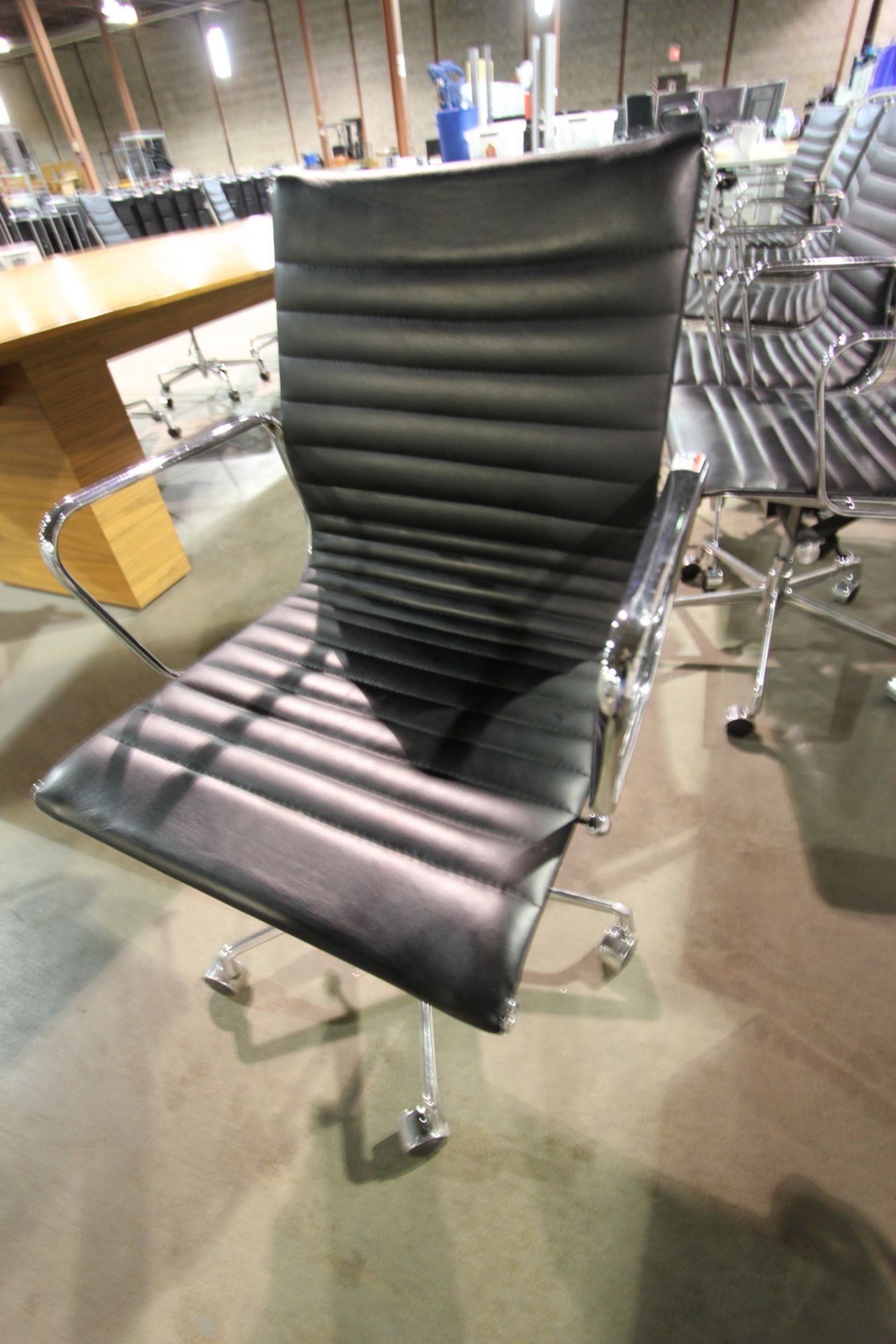 HERMAN MILLER EAMES BLACK LEATHER RIBBED OFFICE CHAIR