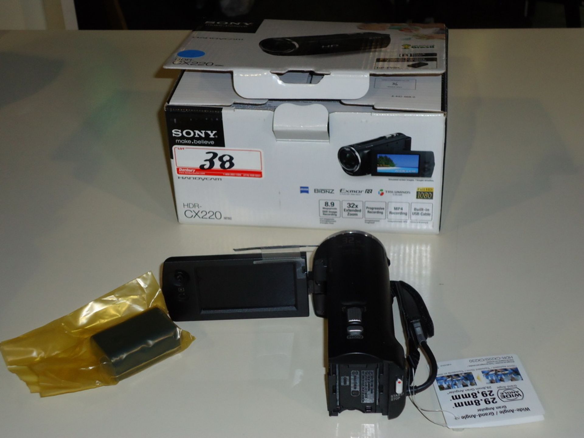 SONY HDR-CX220 FULL 1080 HD HANDHEL CAMCORDER W/ BATTERY (NO CHARGER) - Image 2 of 2