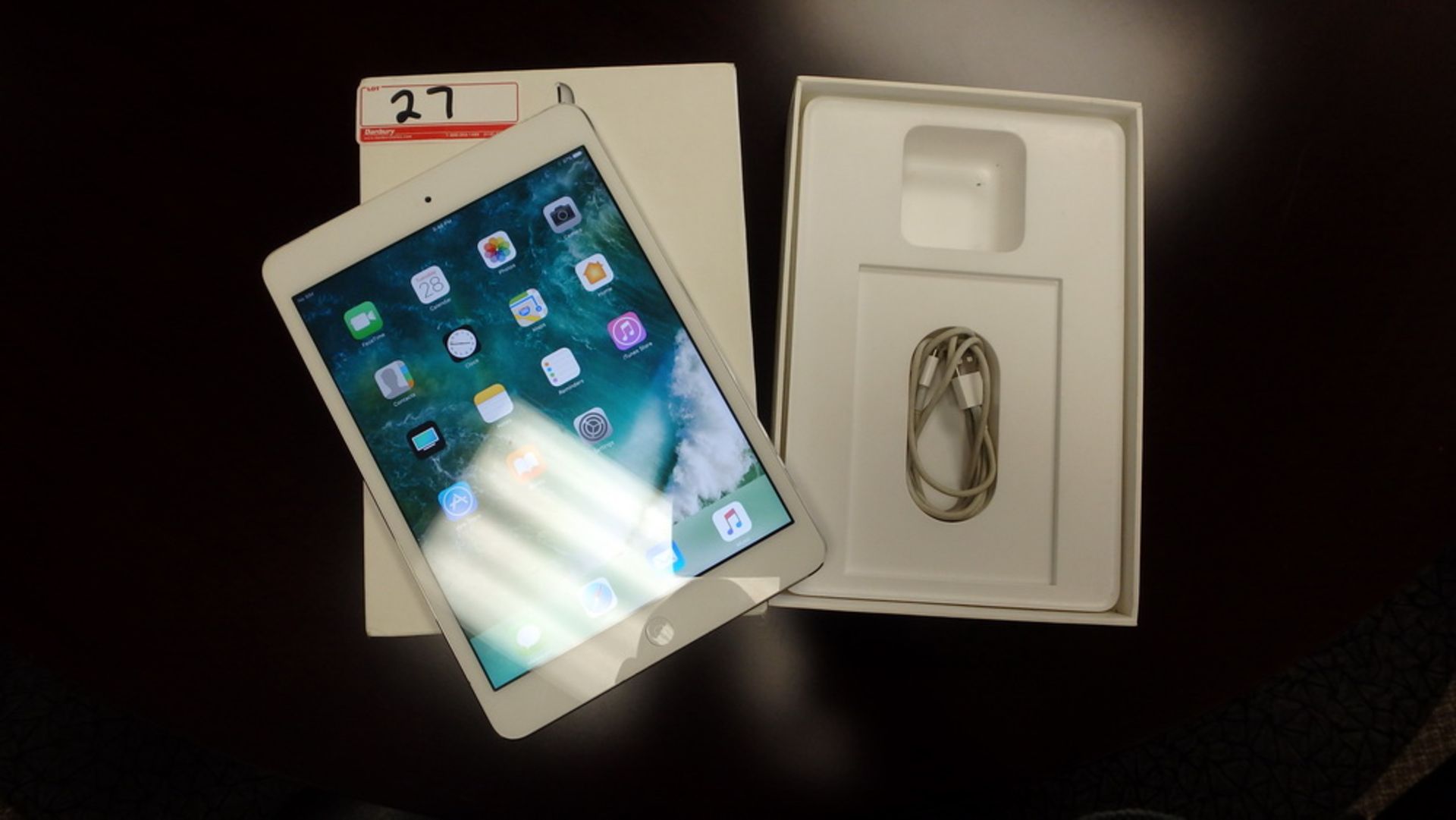 APPLE IPAD MINI (ME818C/A) WI-FI & CELL 16GB SILVER TABLET, W/ USB CABLE & PACKAGING,