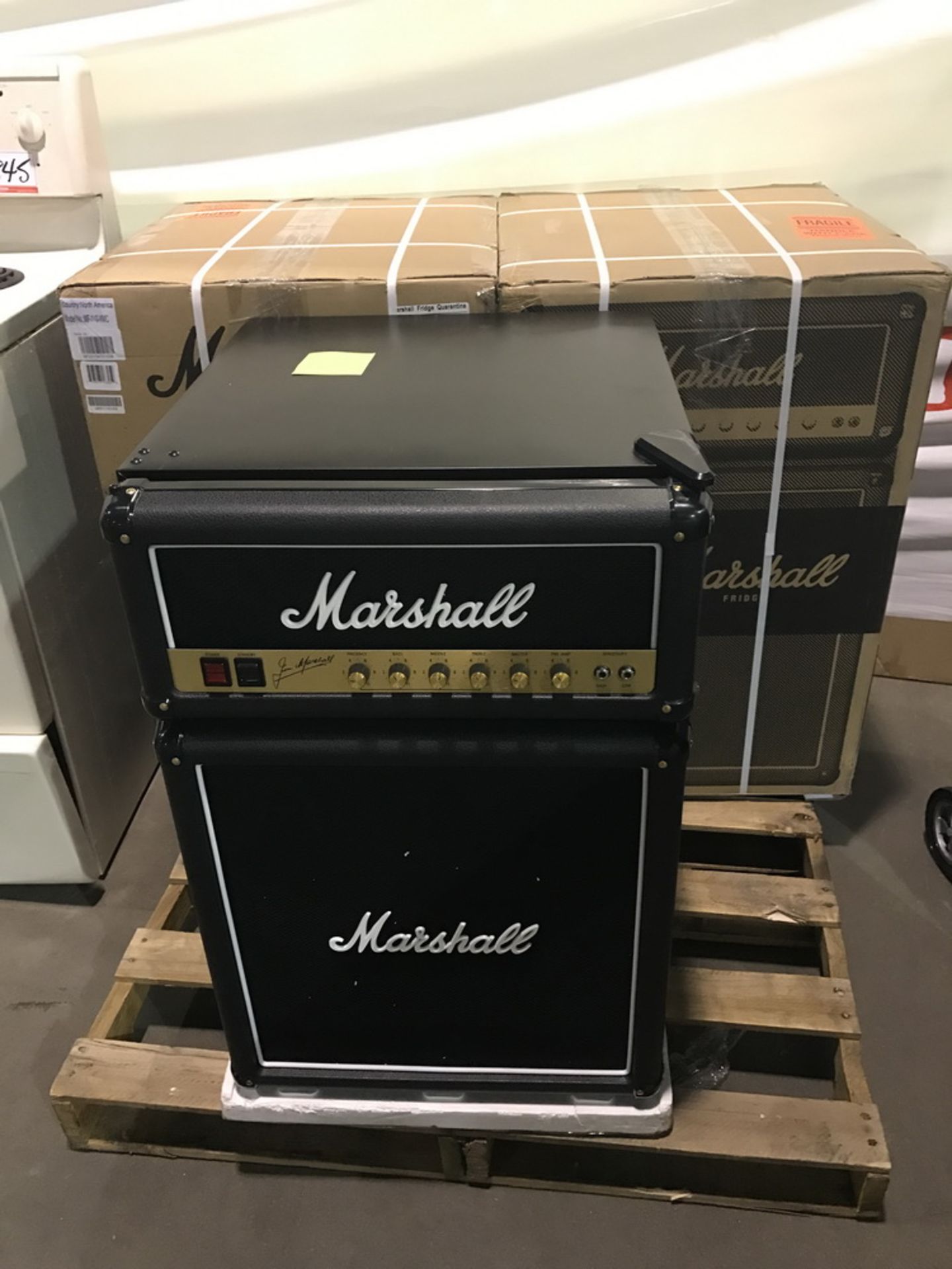 NEW IN BOX - MARSHALL AMP BAR FRIDGE