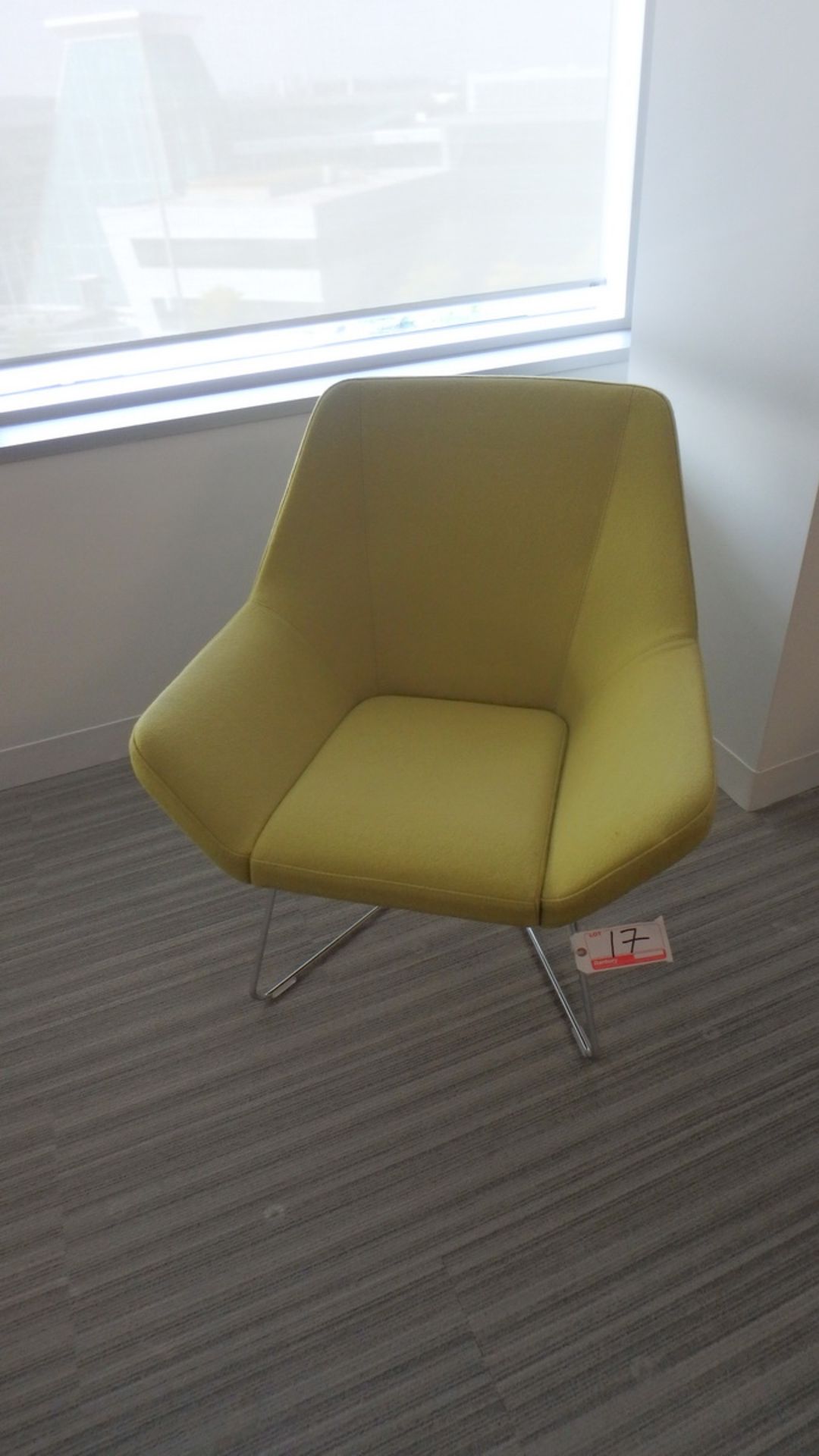 KEILHAUER CAHOOTS OLIVE GREEN FABRIC LOUNGE CHAIR