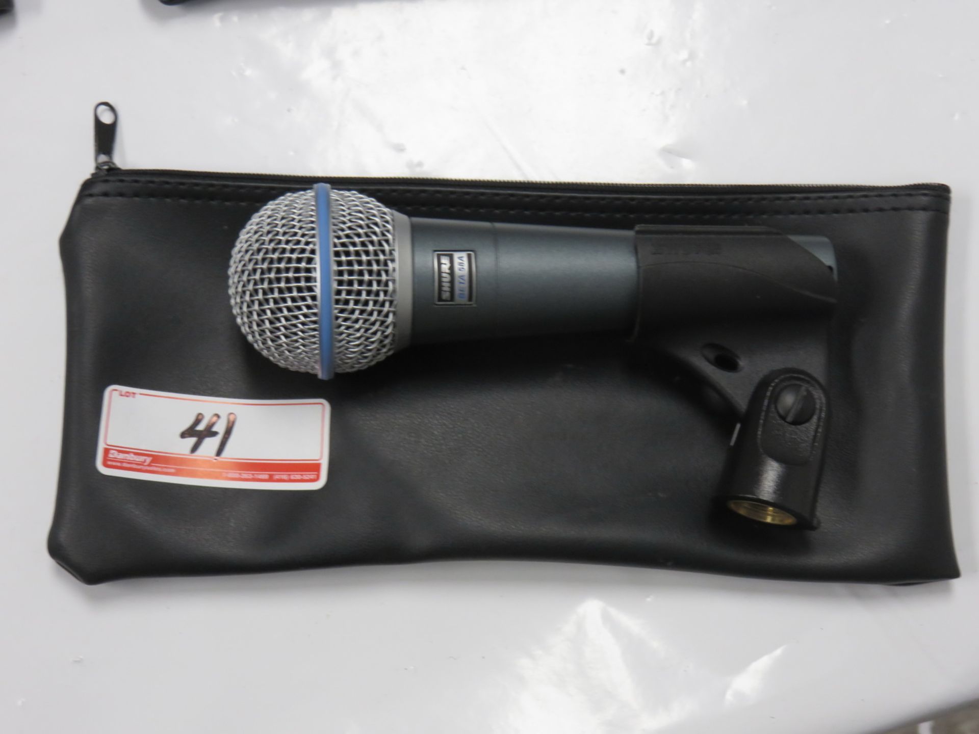SHURE BETA 58A CARDIOID VOCAL MIC W/ CASE