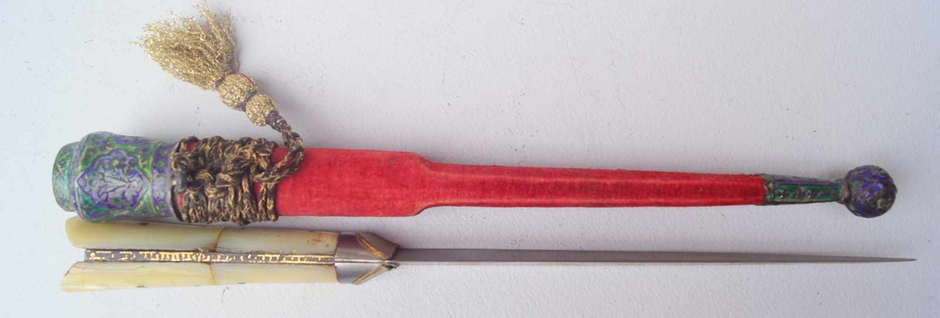Khybermesser mit Damaszenerklinge Goldtauschierungen und Silberemaille Persischer Dolch mit - Image 2 of 3