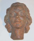 Porträt einer jungen Frau, Terracotta, 30er Jahre Terracotta bronzefarben, halbplastes Porträt einer