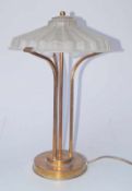 Art Deco Tischlampe, Frankreich 1. Drittel 20. JH Getreppter Messingfuss und Messinghalterung, orig.