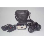 3 Kameras: Canon Eos 1000f mit Zoom 28-105 mm 3,5-4,5cm Spiegelreflexkamera Eos 1000f und Canon