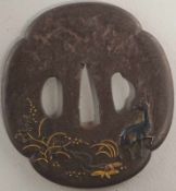 Tsuba, Eisen 18/19 Jh. Mokko -Form -vierpassiges Oval, beidseitg mit der Darstellung von