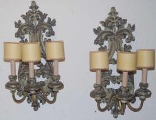 Paar große Wandappliken/ Lampen im Stil des Barock Holz geschnitzt, gefasst und patiniert,