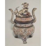 Weihrauchbrenner Bronze, China, Ming Dynastie 16./17.Jd auf drei Krallenfüssen mit Tierfratzen,