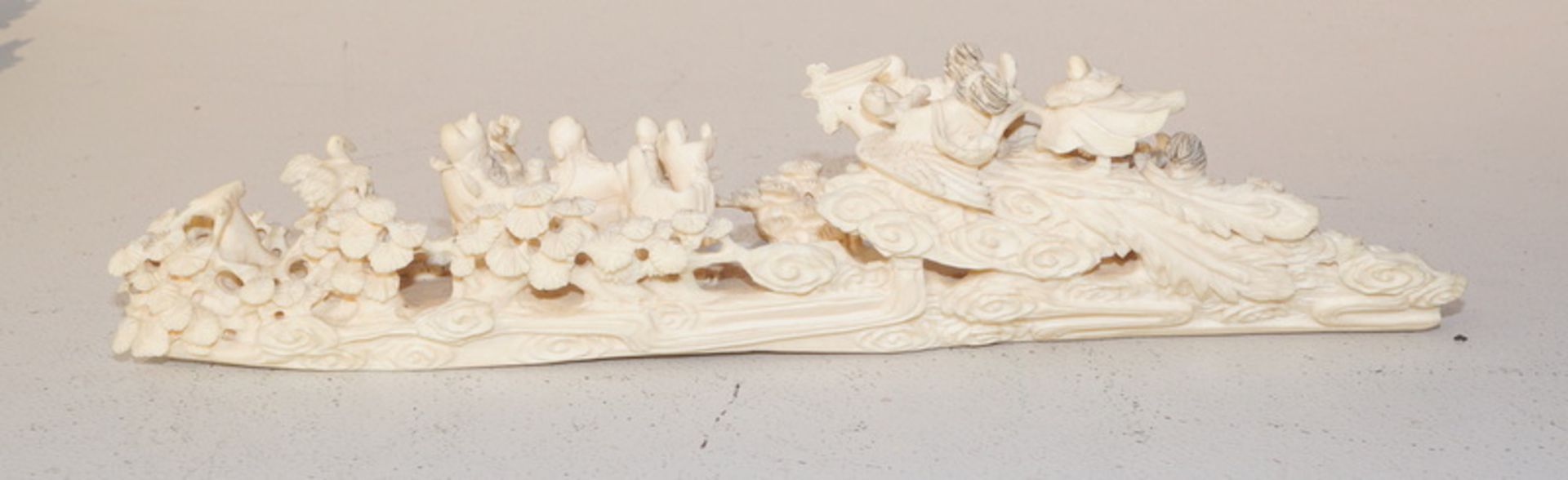 Große Chinesische Elfenbeinschnitzerei mit 6 Unsterblichen sehr feine filigrane Schnitzerei aus - Bild 2 aus 2