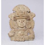 Figurengefäss in Form einer Gottheit - mesoamerikanischer Stil sitzende Götterfigur mit großen