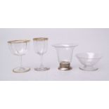 Konvolut von 4 hochwertigen Gläsern, u.a. Baccarat, meist um 1900 farbloses Glas teilw. mit
