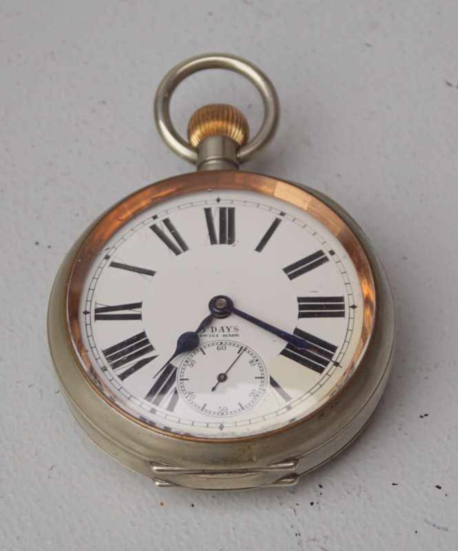 Schweizer Reisewecker im Sterling-Case 1903 Große Taschenuhr mit dezentraler Sekunde, - Bild 2 aus 3