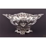 A Victorian silver reticulated bon bon dish hallmarked Birmingham 1892, with scrolling and foliate