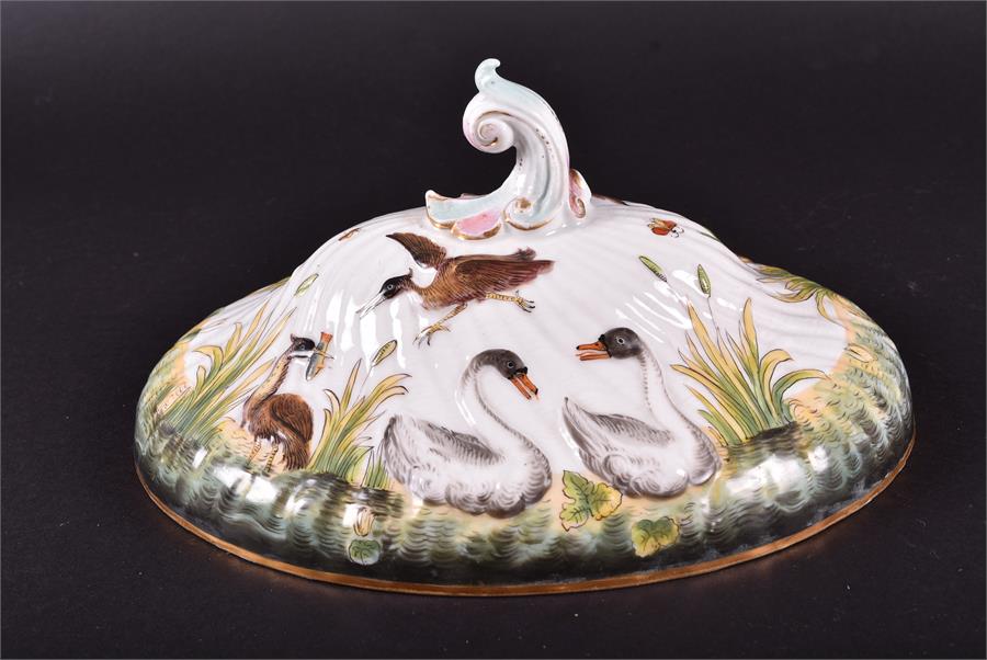 A hand painted Naples ceramic meat plate the plate of oval form, the wrythen ground decorated with - Image 10 of 10