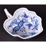 A Meissen pickle dish painted in the onion pattern in underglaze blue, with moulded decoration and