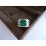 Unisex Emerald And Diamond Ring