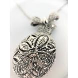 Pendant Necklace with diamond