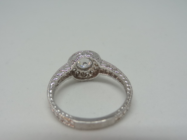 Ring Halo design ring with high grade cubic zirconia 10k white gold Size: N 1/2 . - Image 2 of 5