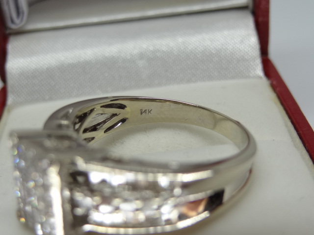 Pave Princess Diamond Ring - Image 3 of 4