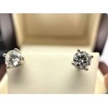 Tiffany Studs 0.85ct (0.42+0.43).