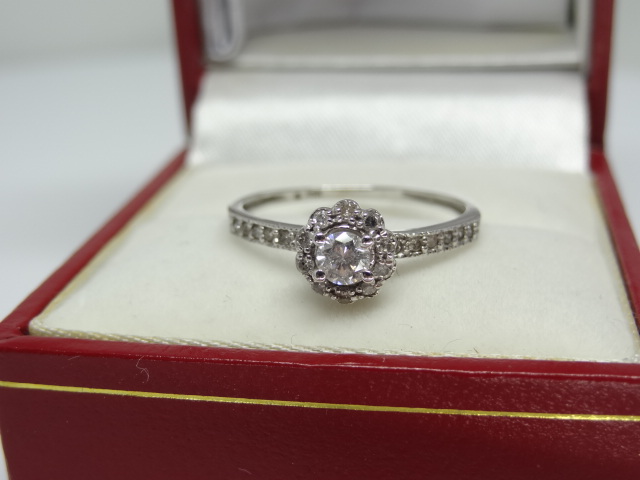 Round Halo Diamond Engagement Ring - Image 3 of 3