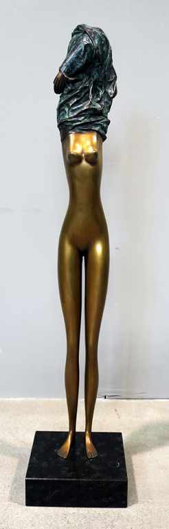 Bruni, Bruno (geb. 1935 Gradera) Große Mädchenskuptur (Akt) "La Bella - Die Schöne". Bronze mit