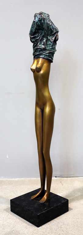 Bruni, Bruno (geb. 1935 Gradera) Große Mädchenskuptur (Akt) "La Bella - Die Schöne". Bronze mit - Image 2 of 3