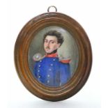 Miniaturist (19. Jh.) Halbportrait eines jungen Offizieres. Gouache, ca. 6,5x 5 cm (im Oval).