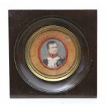 Miniaturist (19. Jh.) Napoleon Bonaparte im Brustportrait. Gouache, ca. 5,2x 4,5 cm (im Oval). In