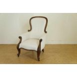 Mahonie Biedermeier fauteuil met creme bekleding, 19e eeuw.