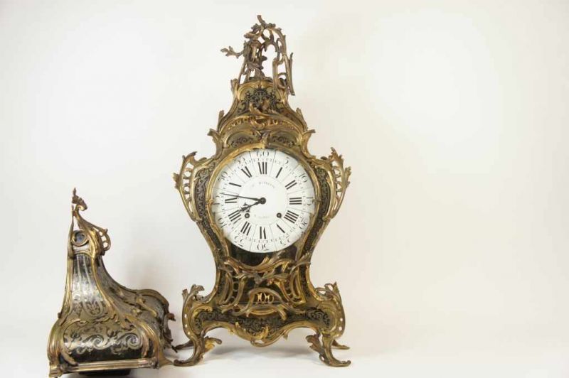 Franse Boulle console klok, gesigneerd Ch. Dutertre A Paris, mogelijk 2e helft 18e eeuw, in de Louis