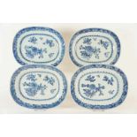 Serie van 4 ovale porseleinen schalen met bloemdecor, Qianlong periode, 30 x 25 cm. (allen