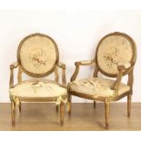 Set van vier verguld beukenhouten medallion-fauteuils in Louis XVI-stijl, 19e eeuw, met gebloemde