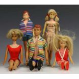 Vijf barbiepoppen, ca. 1970