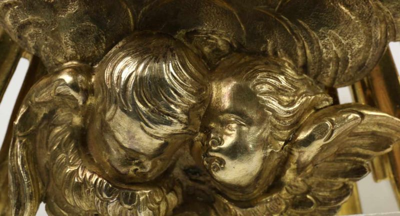 Vuurverguld bronzen monstrans-onderdeel, 19e eeuw, rond het geslepen glas zilveren bladranken - Image 6 of 7