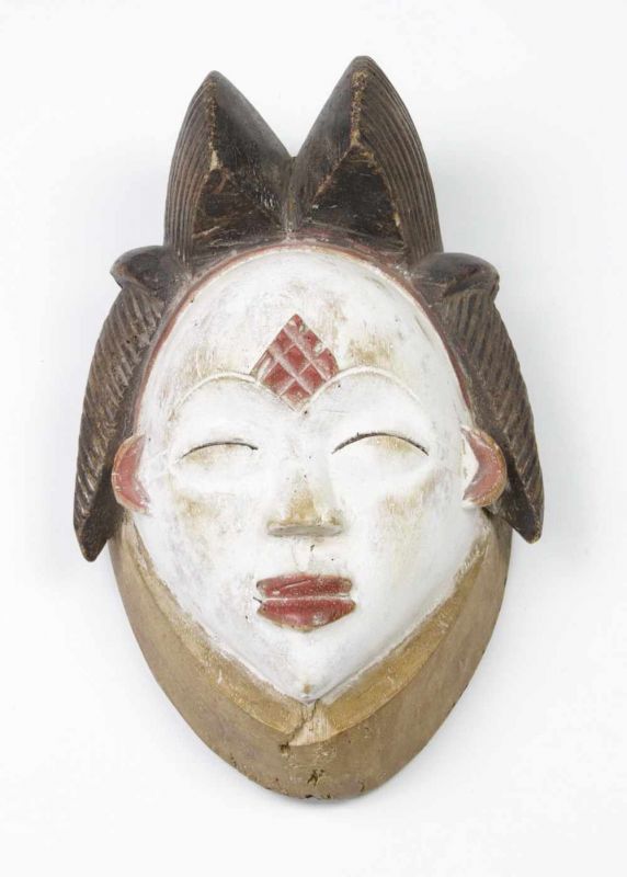 Gabon, Punu, opzetmasker met haardracht in twee opstaande kammen en twee strengen, gespleten ogen,