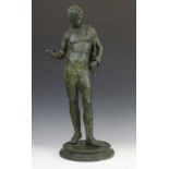 Groen gepatineerd bronzen 'Grand Tour' sculptuur naar klassiek voorbeeld, 19e eeuw; Jason, met