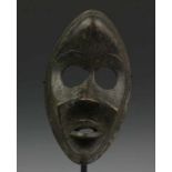 Ivoorkust, Dan, aangezichtsmasker. h. 19 cm.