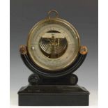 Anoirde barometer op houten standaard, 1880, gemerkt L.J. Harri, Amsterdam